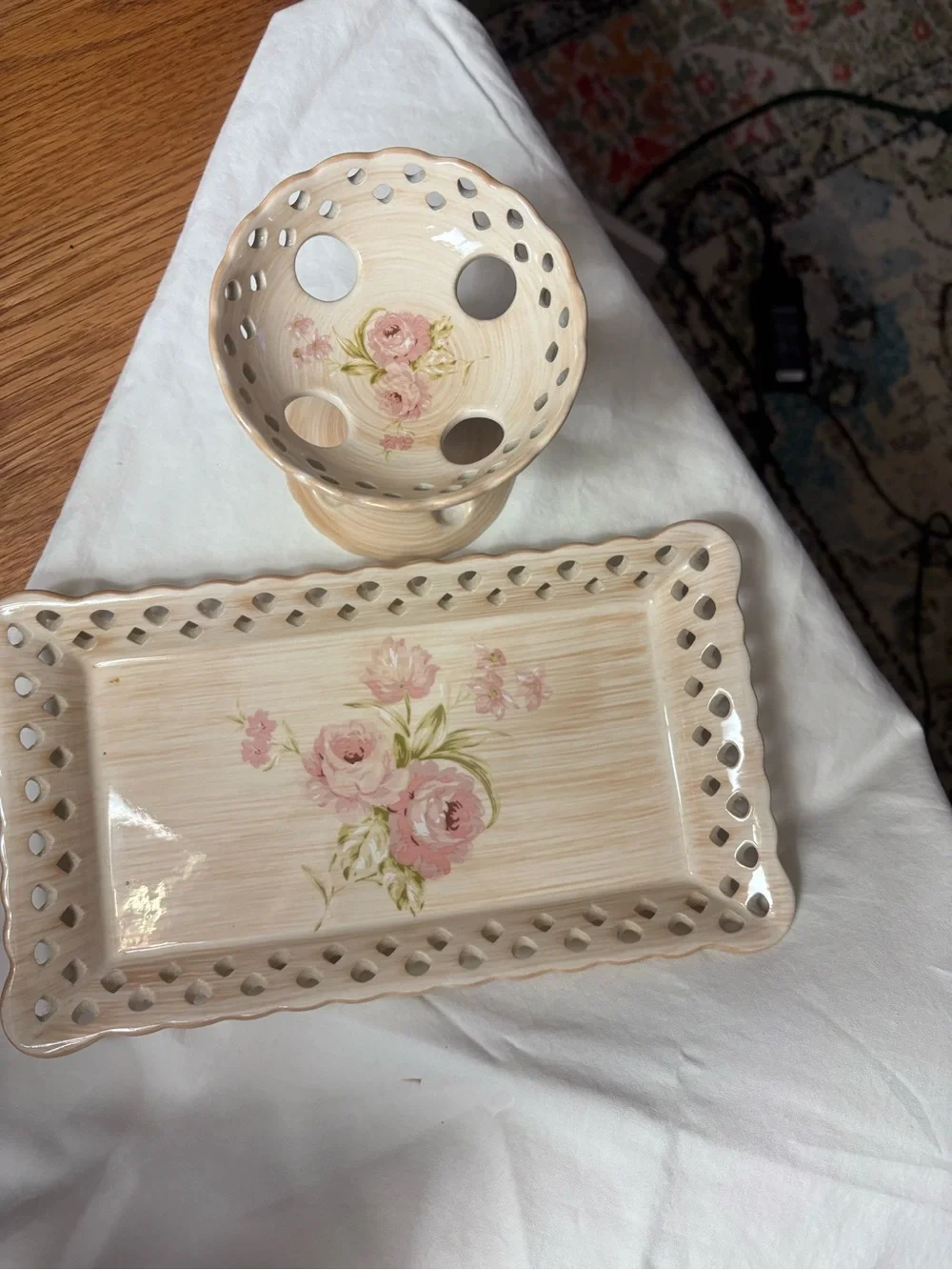 Laura Ashley Floral & Cream Ceramic Vanity Tray and Pedestal.